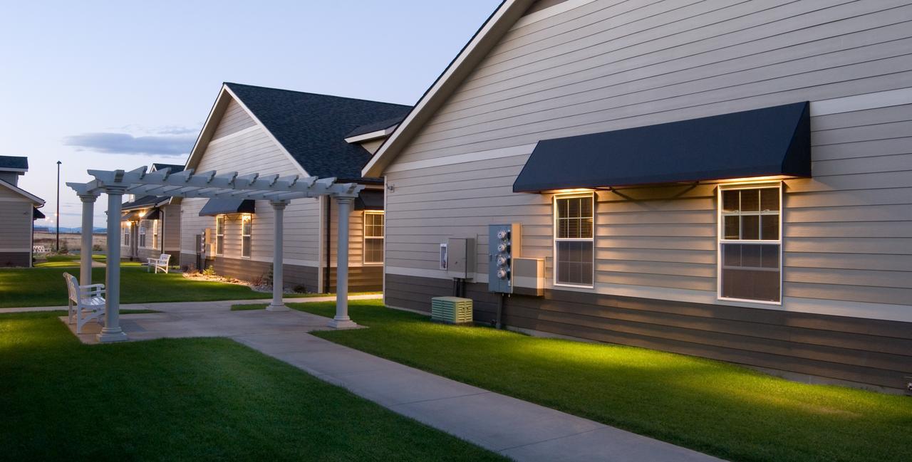Stratford Spokane Airport 3*